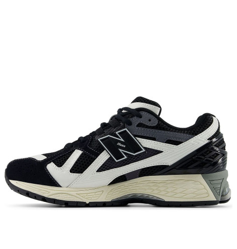 New Balance 1906U Black Sea Salt Magnet