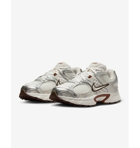 Nike V5 RNR Sail Fauna Brown
