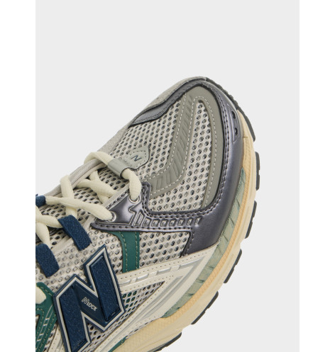 New Balance 1906U