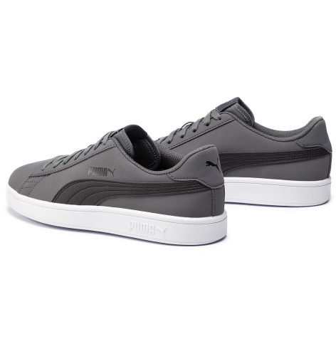 Puma Smash v2 Buck