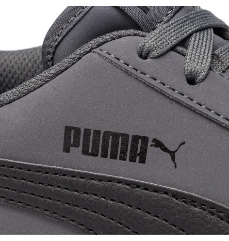 Puma Smash v2 Buck