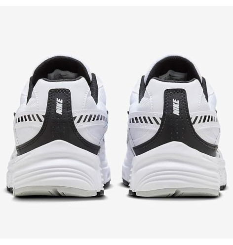Nike Initiator White Black