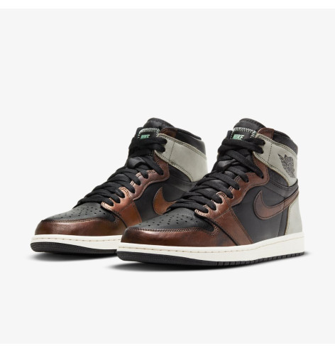 Кроссовки Air Jordan 1 Retro High OG