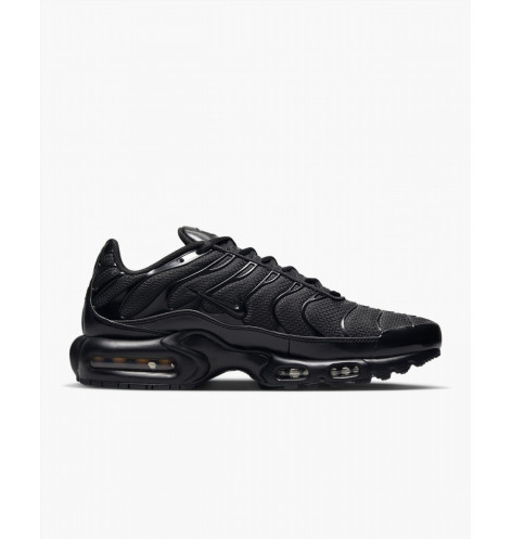 Nike Air Max Plus Triple Black