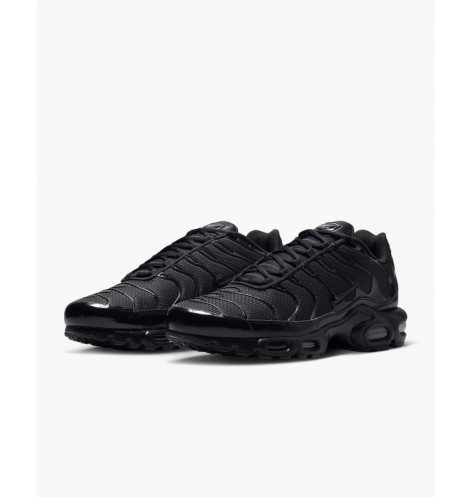 Nike Air Max Plus Triple Black
