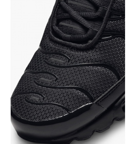 Nike Air Max Plus Triple Black