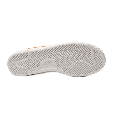 WMNS NIKE COURT ROYALE
