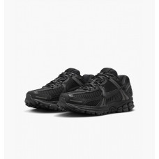 Кросівки чоловічі Nike Zoom Vomero 5 Sp Black BV1358-003 40.5