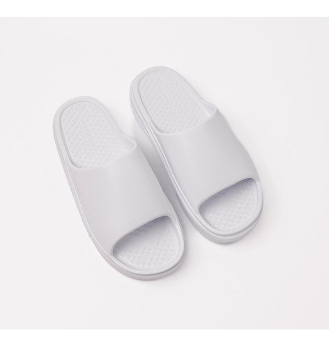 Тапочки унісекс Converse Essential White A12173C 45