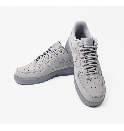 Кросівки чоловічі Nike Air Force 1 07 Wb Grey CJ9179-002 44