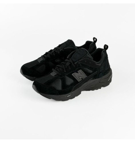 New Balance 878 Triple Black