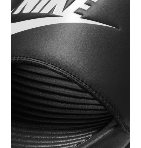 Тапочки чоловічі Nike Victori One Slide Black CN9675-002 46