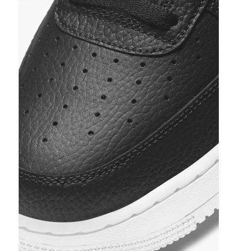Кросівки чоловічі Nike Air Force 1 07 Black CT2302-002 45.5