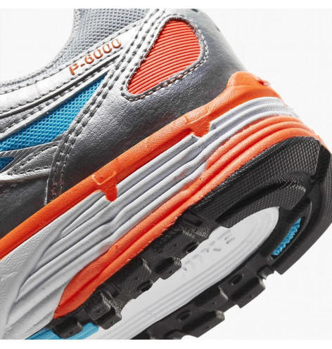 W NIKE P-6000