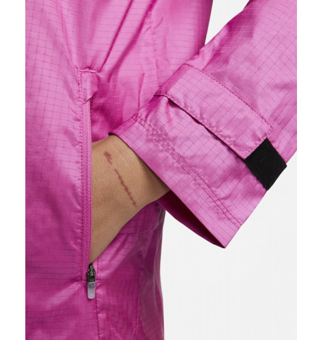 W NK ESSENTIAL JACKET