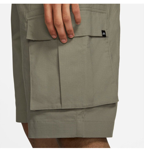 M NK SB CARGO SHORT