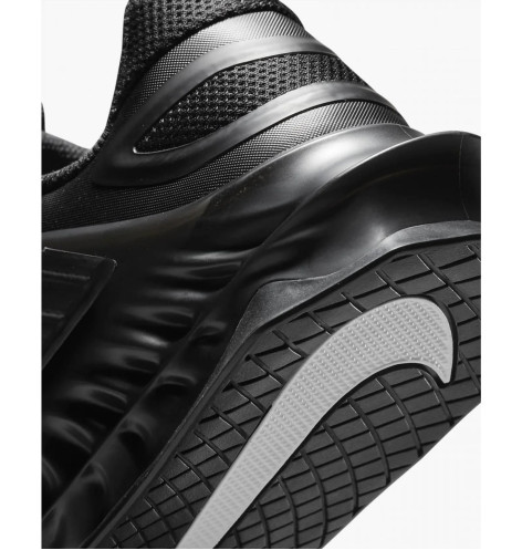Кросівки Nike Savaleos