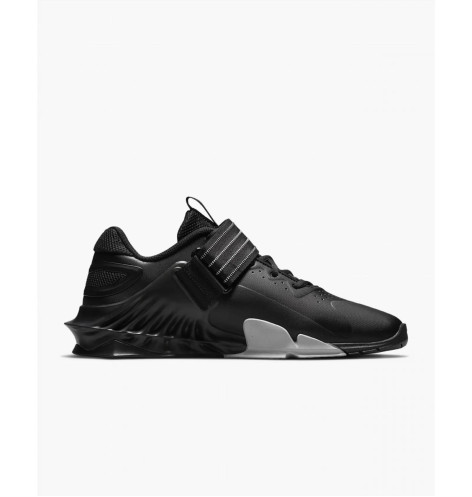 Кросівки Nike Savaleos