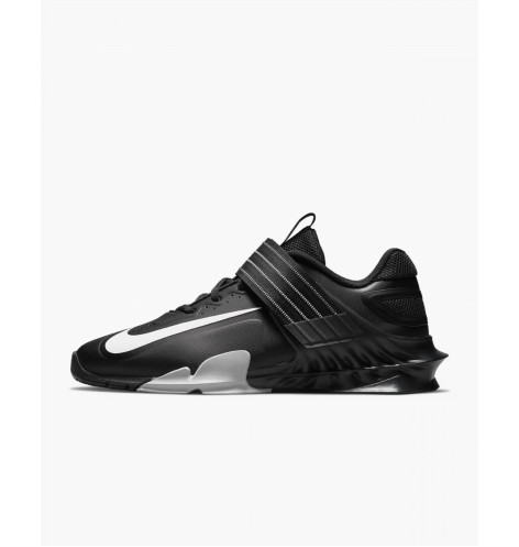 Кросівки Nike Savaleos