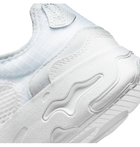 NIKE REACT LIVE (GS)