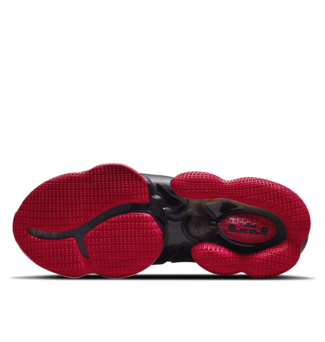 Nike Lebron XIX