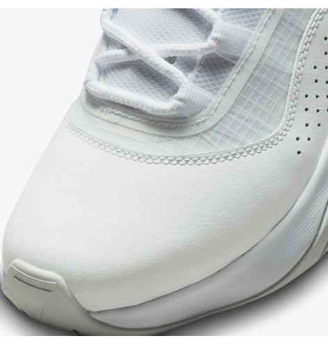 Air Jordan 11 CMFT Low
