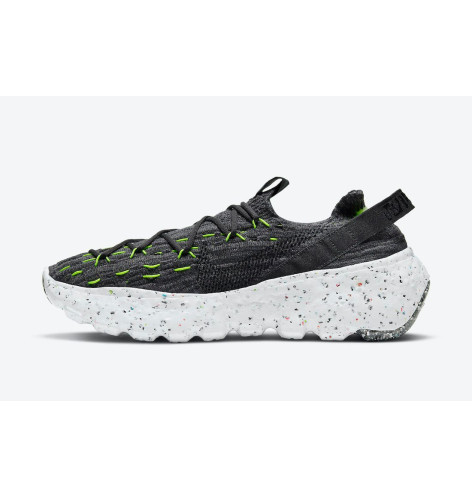 NIKE SPACE HIPPIE 04