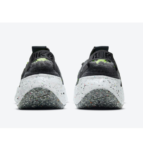 NIKE SPACE HIPPIE 04