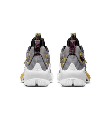 Nike Zoom Freak 3