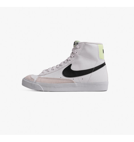 Кросівки дитячі Nike Blazer Mid 77 Grade School Lifestyle Shoes White DA4086-109 38