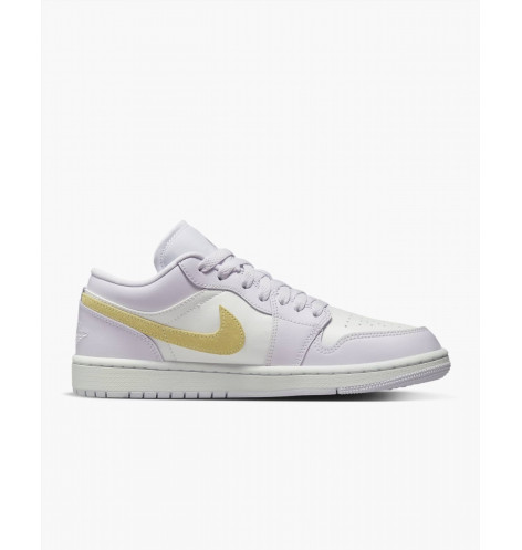 Кросівки WMNS Air Jordan 1 Low