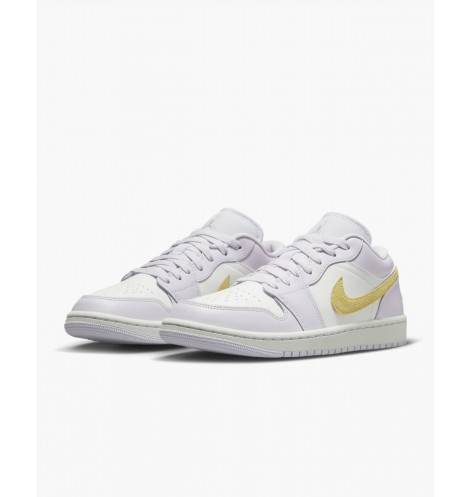 Кросівки WMNS Air Jordan 1 Low