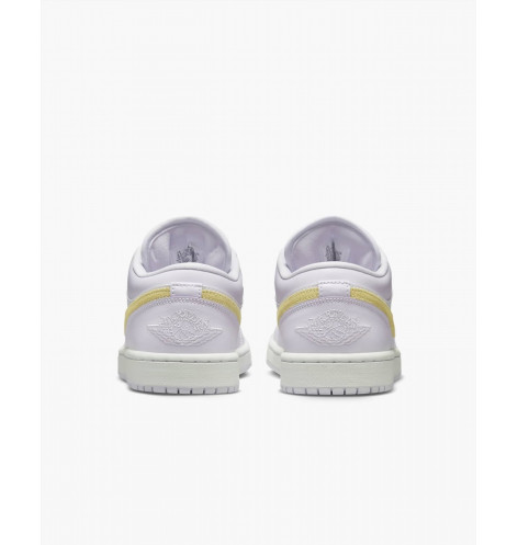 Кросівки WMNS Air Jordan 1 Low
