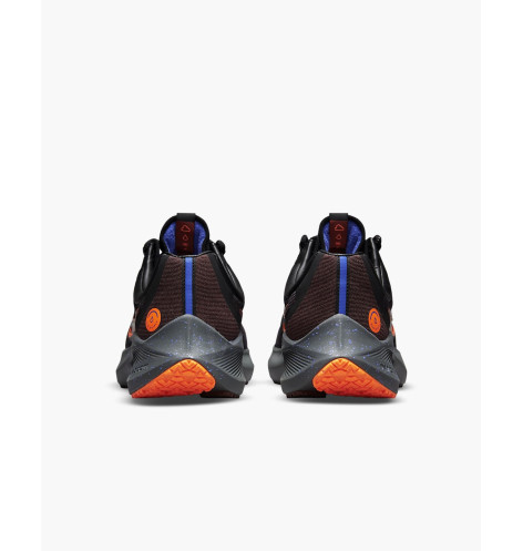 NIKE ZOOM WINFLO 8 SHIELD