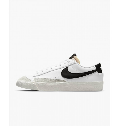 Nike blazer low