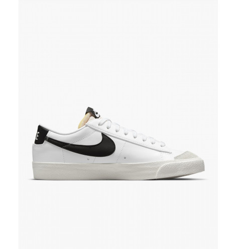 Nike blazer low