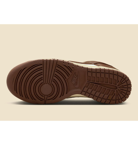 Кросівки жіночі Nike Dunk Low Wmns White/Brown DD1503-124 41