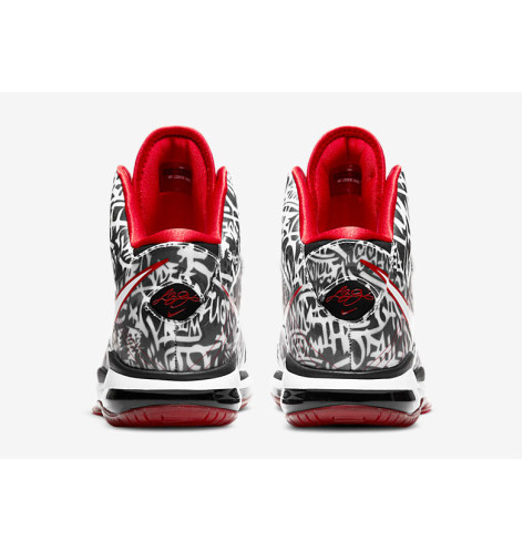 Кросівки Nike LeBron 8 QS