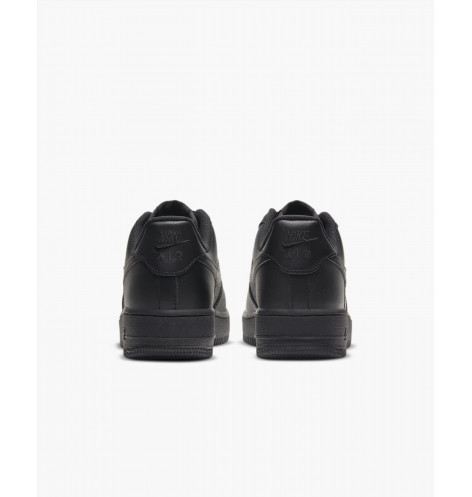 Кросівки жіночі Nike Air Force 1 07 Black DD8959-001 40.5