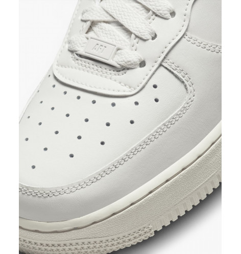 Кросівки Nike Air Force 1 07