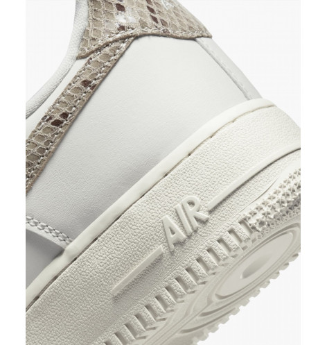 Кросівки Nike Air Force 1 07