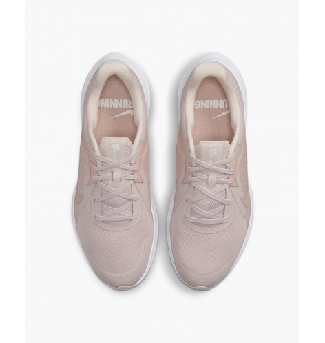 Nike QUEST 5