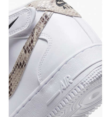 Nike WMNS AIR FORCE 1 07 mid