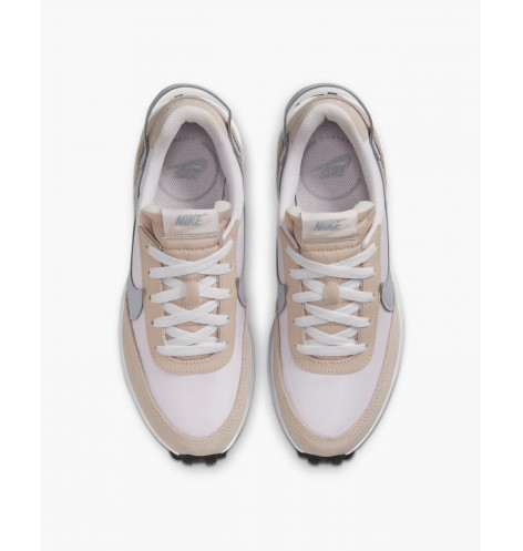 WMNS NIKE WAFFLE DEBUT