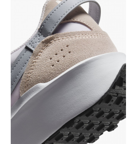 WMNS NIKE WAFFLE DEBUT