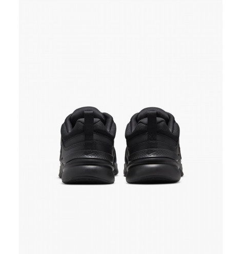 Кросівки унісекс Nike Defy All Day DJ1196-001 46