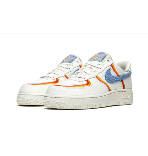 W Nike AIR Force 1 07