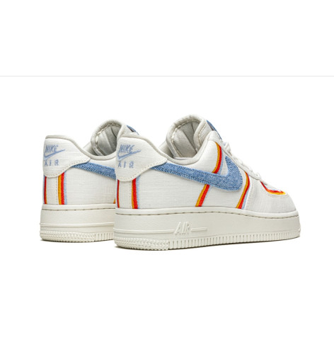 W Nike AIR Force 1 07
