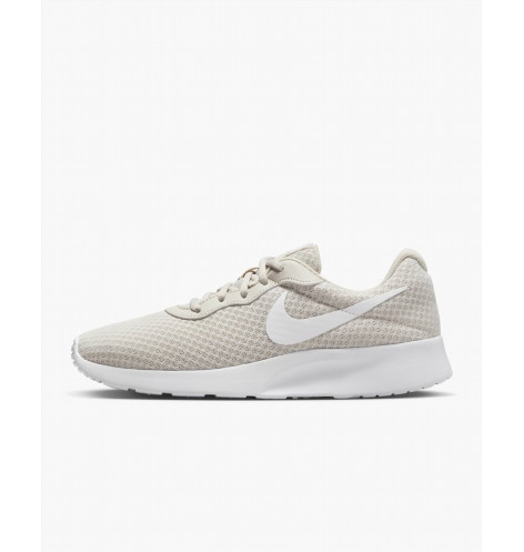 WMNS NIKE TANJUN