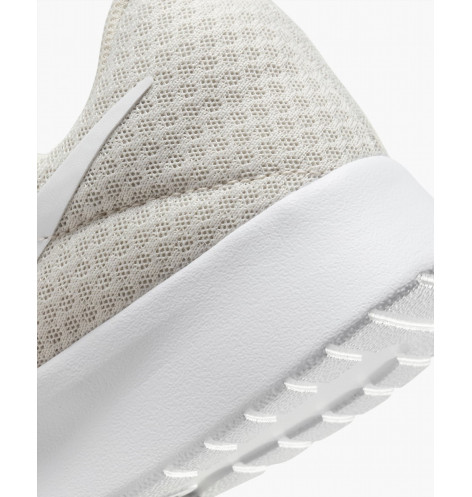 WMNS NIKE TANJUN